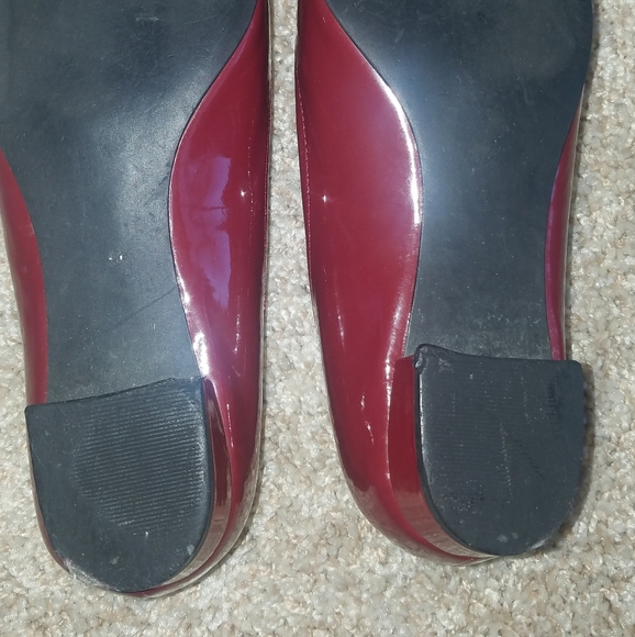 Shoe - Picture 3 of 3